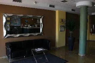 Atlantico Hotel *